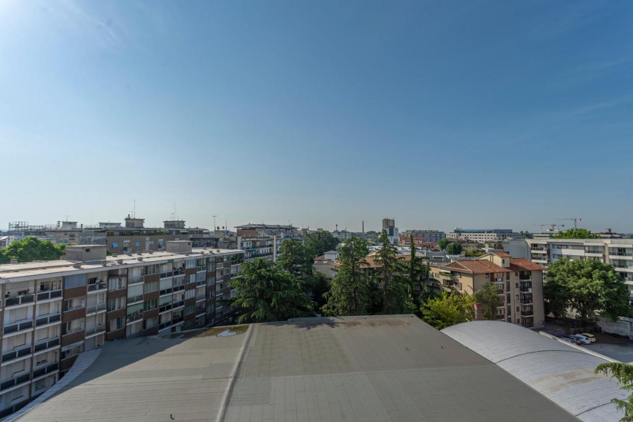 Udine Viale Venezia Huge Red Apartment Exterior foto